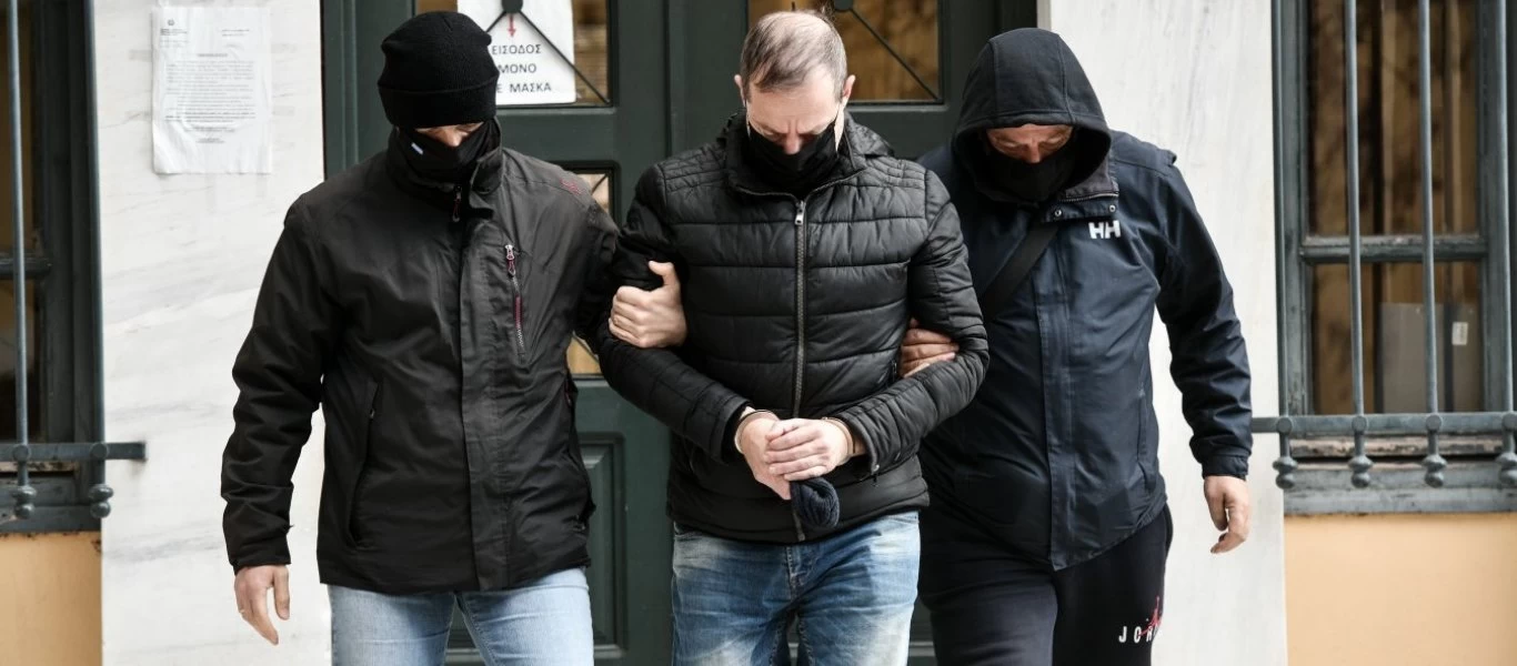 Σκάνδαλο Δ.Λιγνάδη: Έξι νέες καταγγελίες - «Όταν άκουσε ότι είμαι παρθένος του άναψαν τα λαμπάκια»